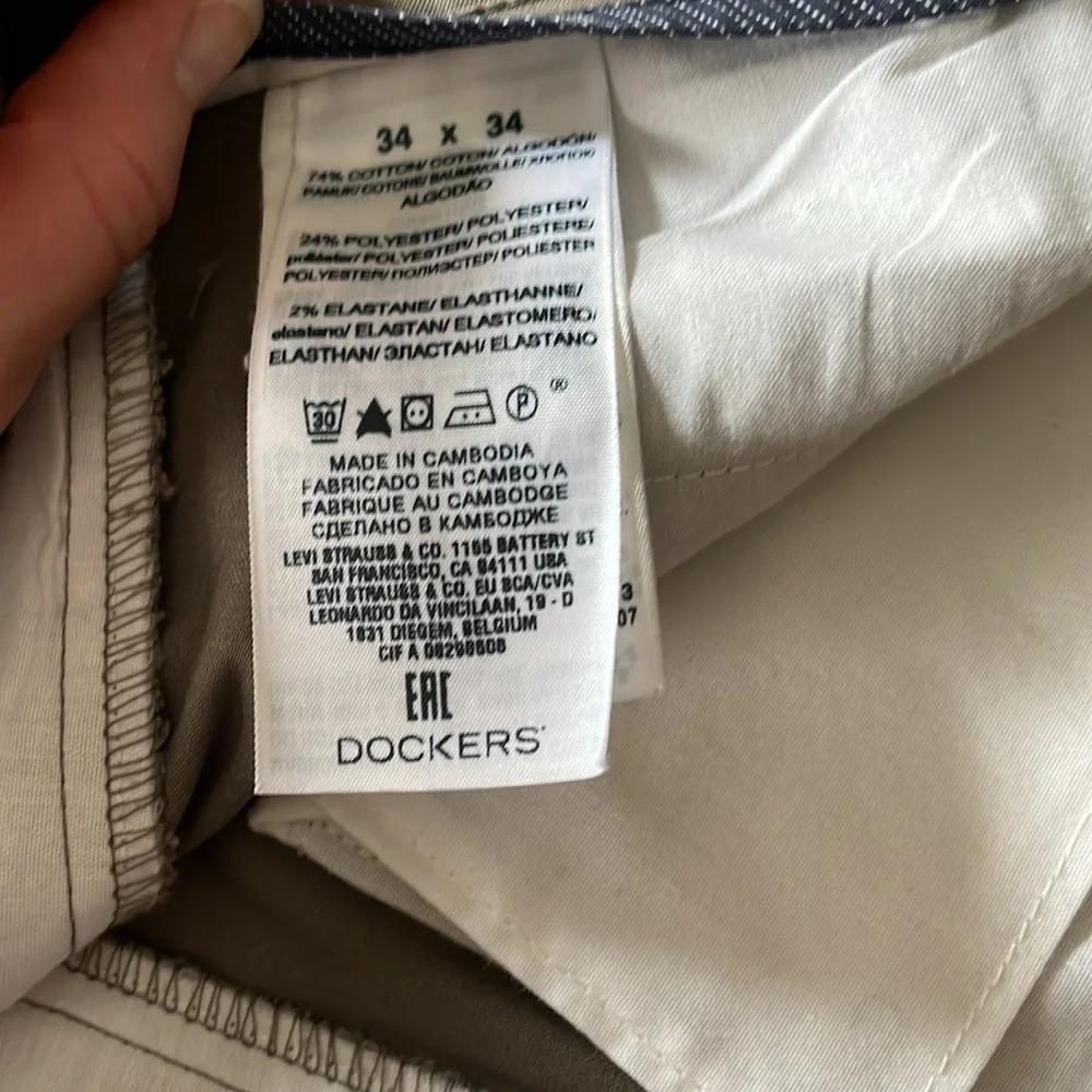 Mens Dockers pants size 34x34 - Picture 2 of 3